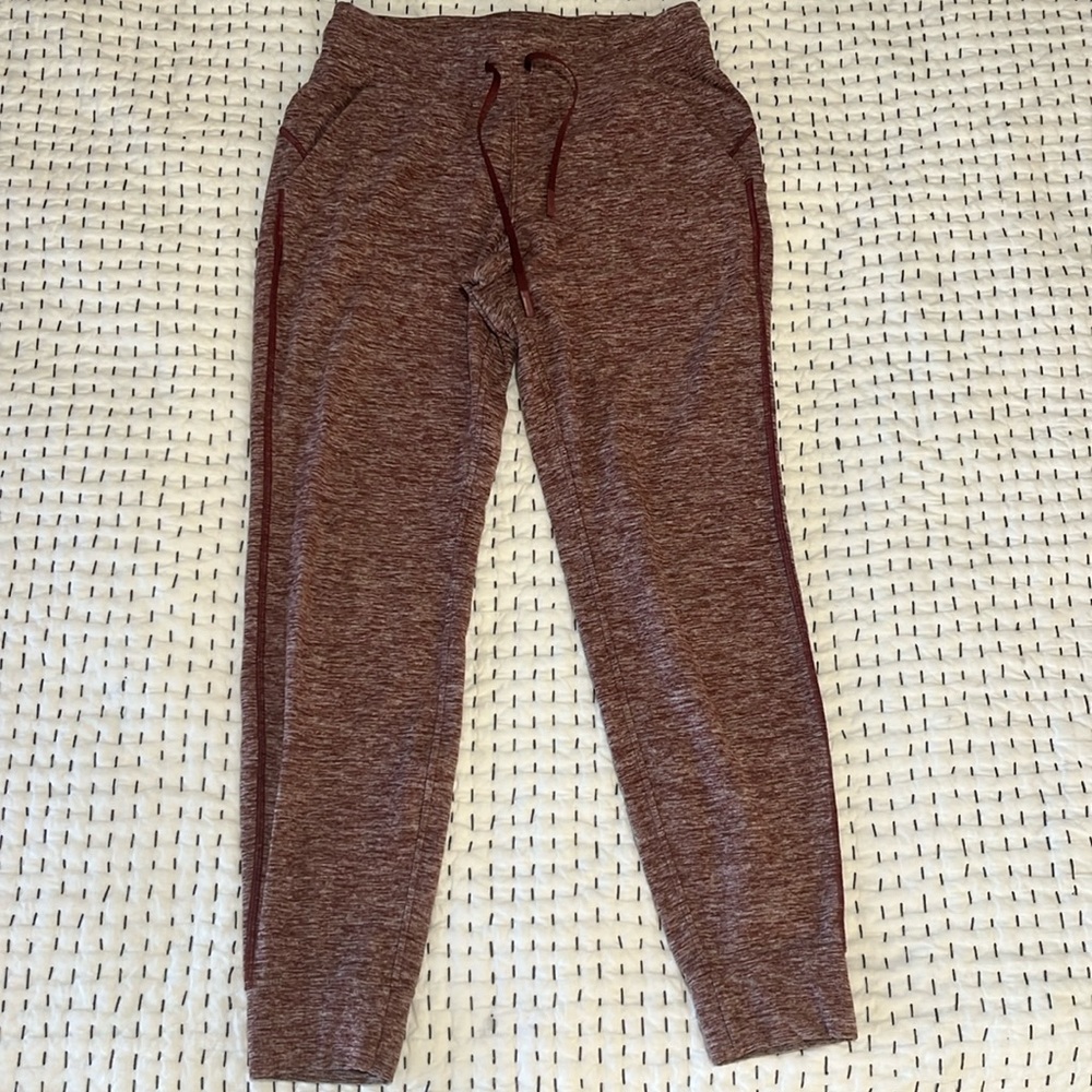 Lululemon Ready to Rulu Fleece Jogger, size 6, barely worn